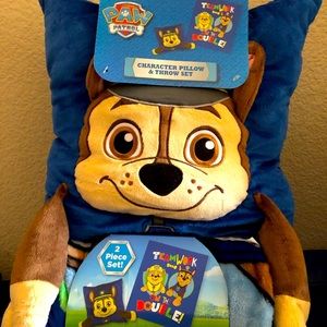 Paw patrol hug pillow & throw set!